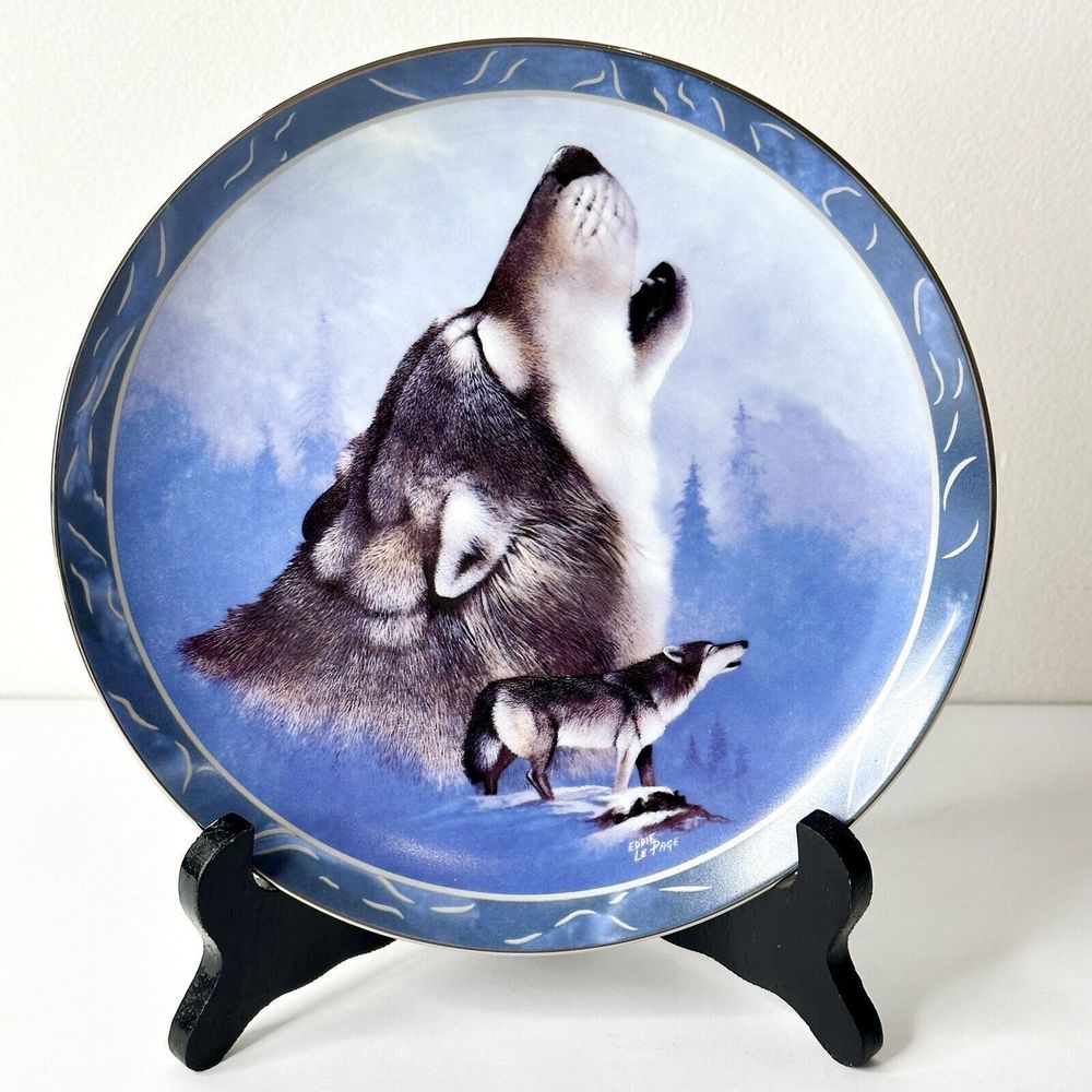 8” Gray Guardian Plate Spirit Of The Wilderness, Decorative Exchange